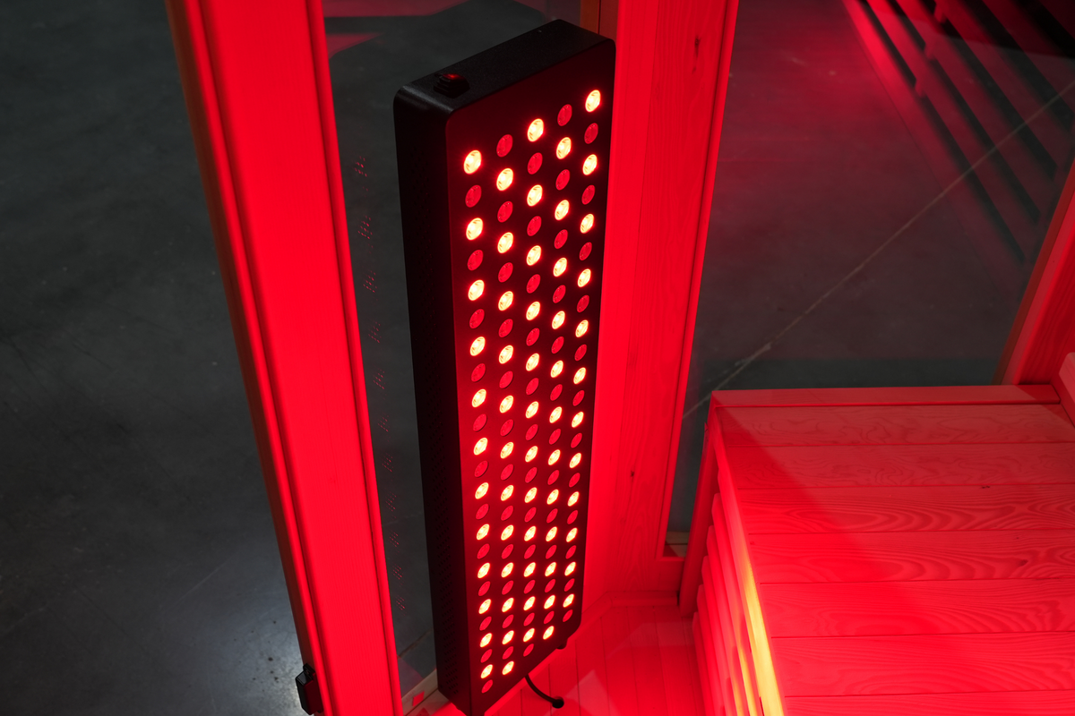 Blisspod Vienna Red 4-5 Person Full-Spectrum Corner Sauna