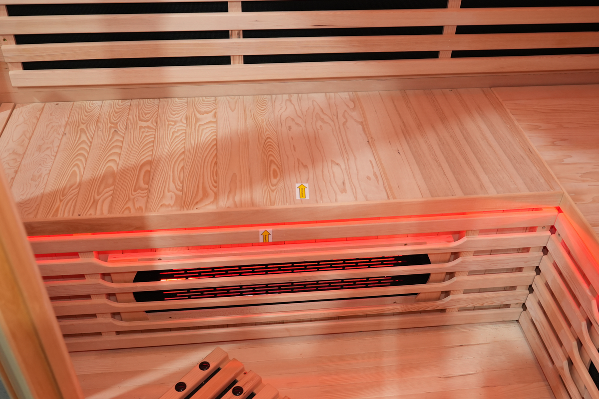 Blisspod Vienna Red 4-5 Person Full-Spectrum Corner Sauna