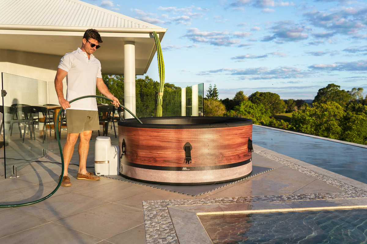 MSpa Duet 6-Person Verto Rigid Hot Tub