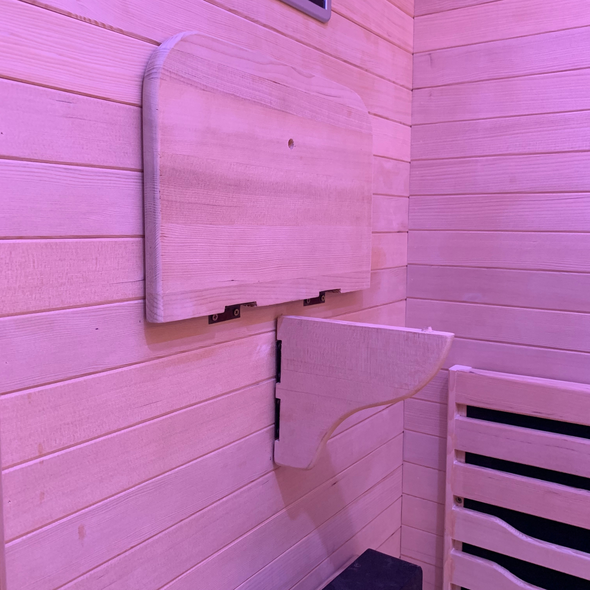 Blisspod Helsinki 2-Person Full-Spectrum Sauna with Red Light