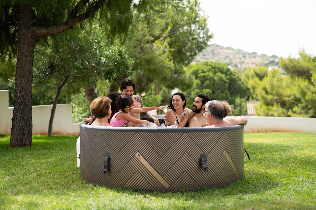 MSpa Mono 6-Person Verto Rigid Hot Tub