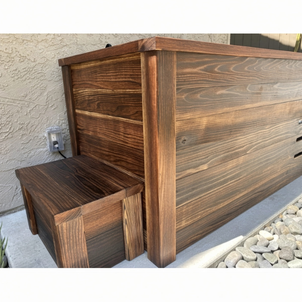 Kooru Cold Plunge Tub, Natural finish