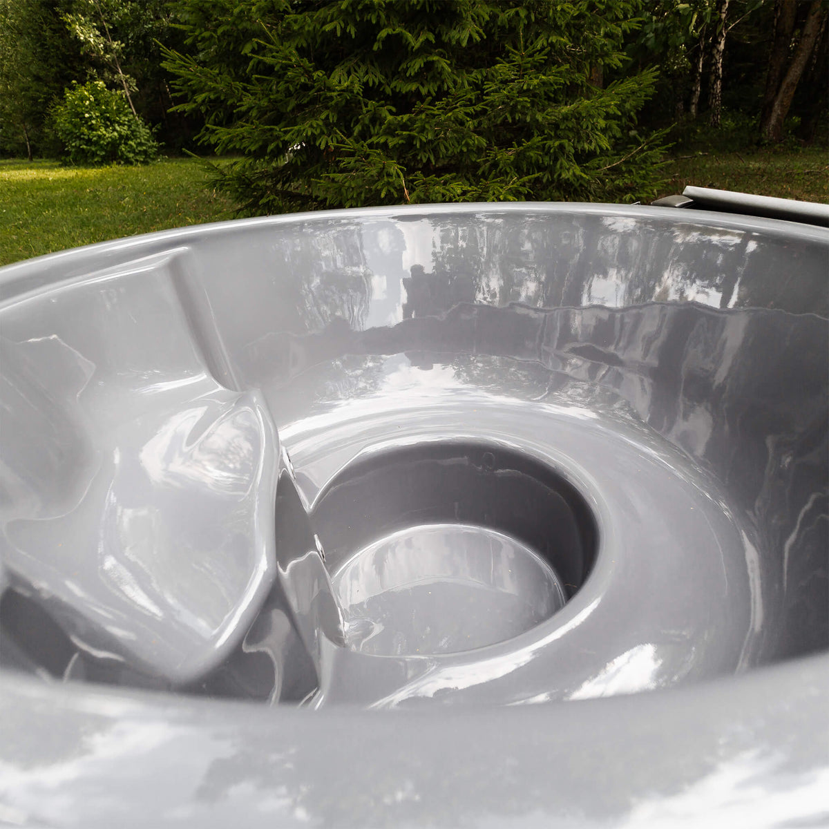 Premium 4-Person ThermoWood Wood-Fired Hot Tub, Fully Assembled