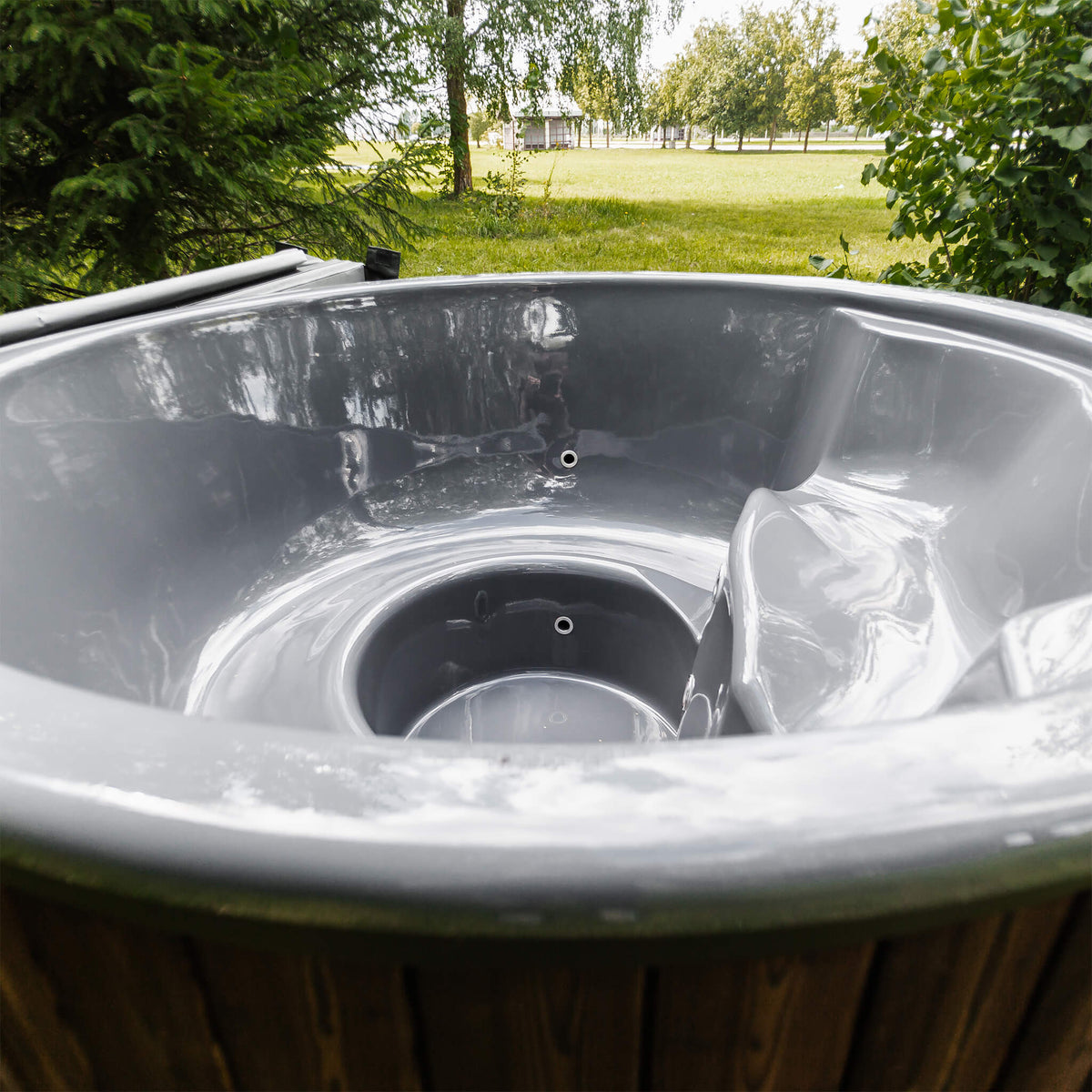 Premium 4-Person ThermoWood Wood-Fired Hot Tub, Fully Assembled